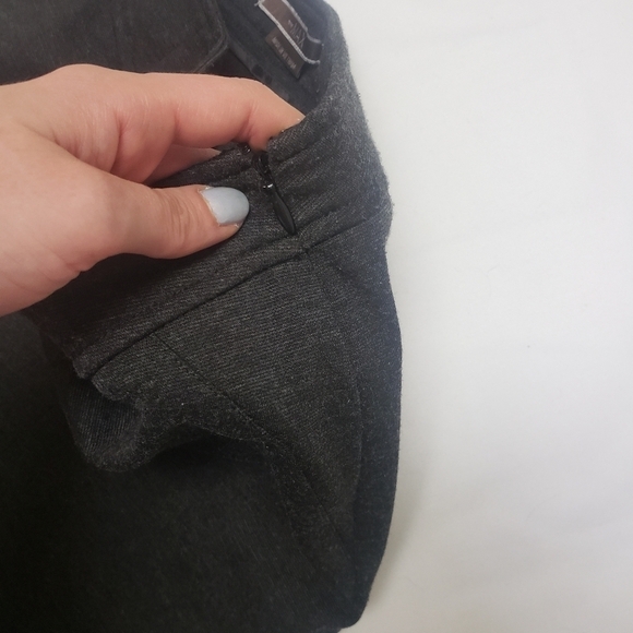 To The MAX Gray Pencil Skirt Size Small - Picture 3 of 6